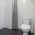 Authentic Townhouse Apartman *