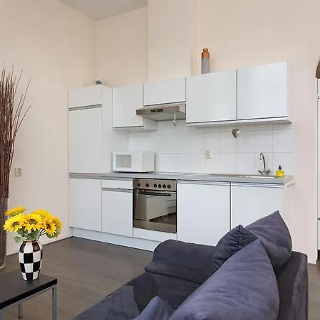 Apartment Authentic Townhouse *
